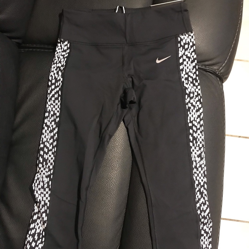 Nike Epic Lux 3/4 Running Pant Sz S